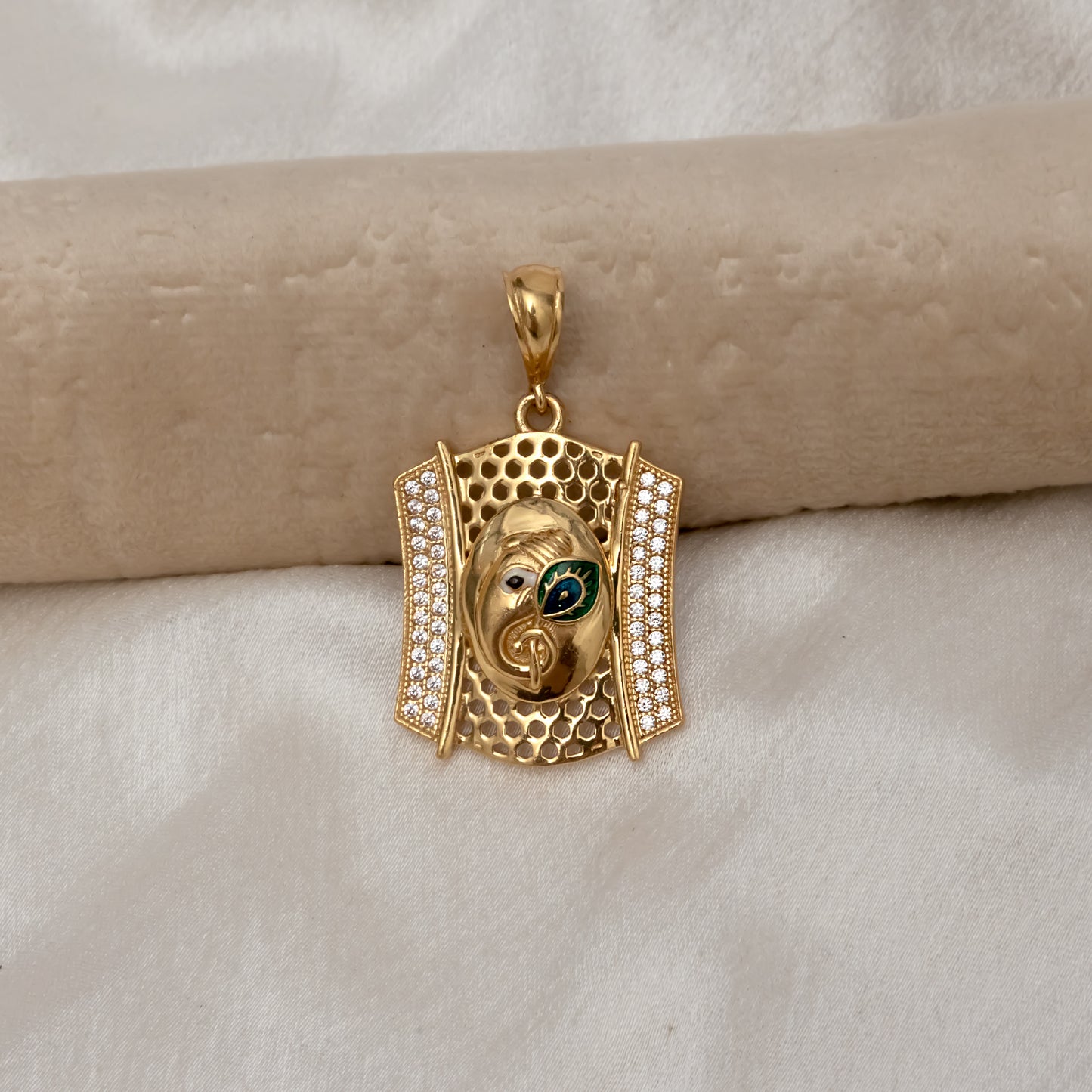 VINAYAK PREMIUM GOLD PLATED PENDANT