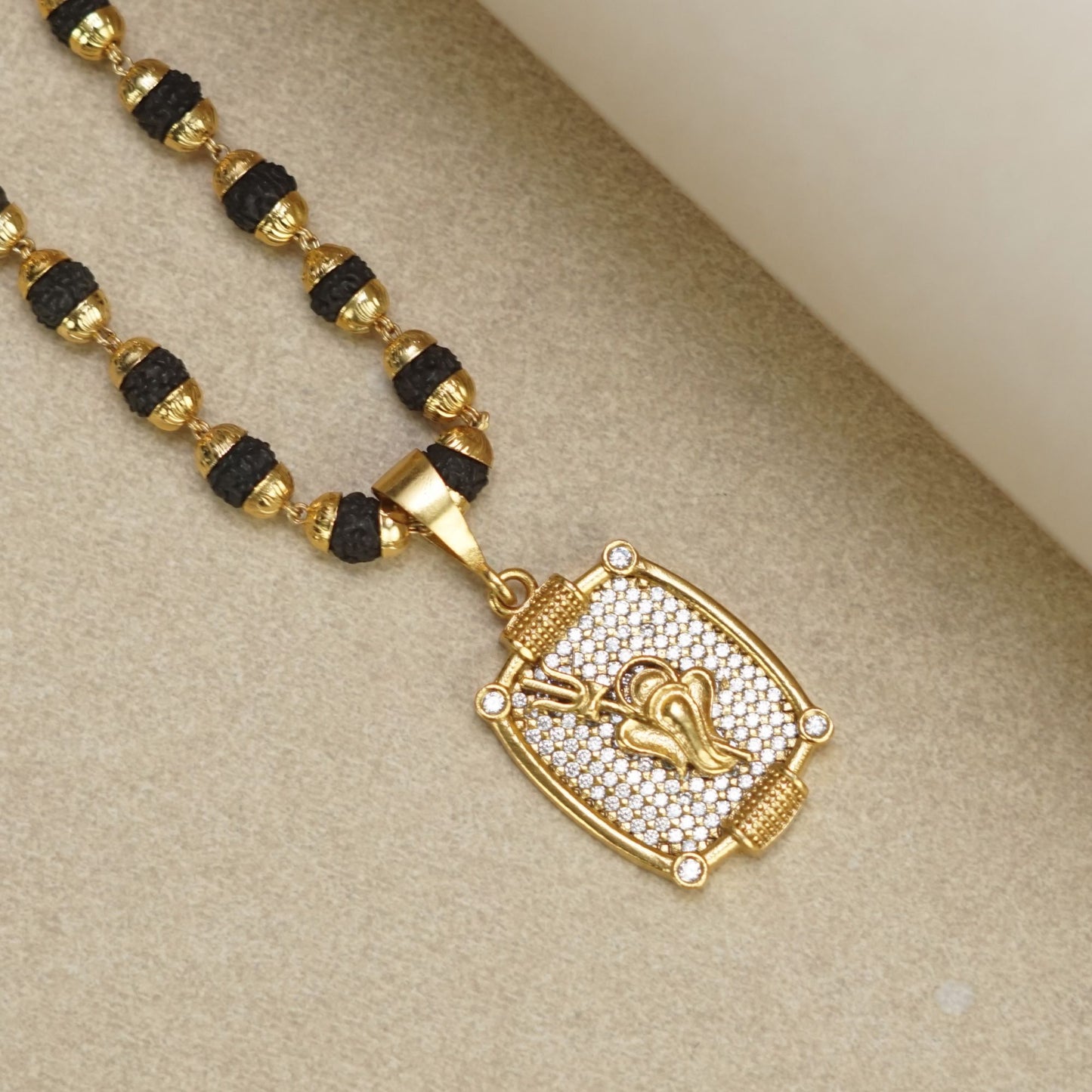 GANESHA PREMIUM GOLD PLATED PENDANT WITH RUDRAKSHA MALA (MALA-23 INCH)