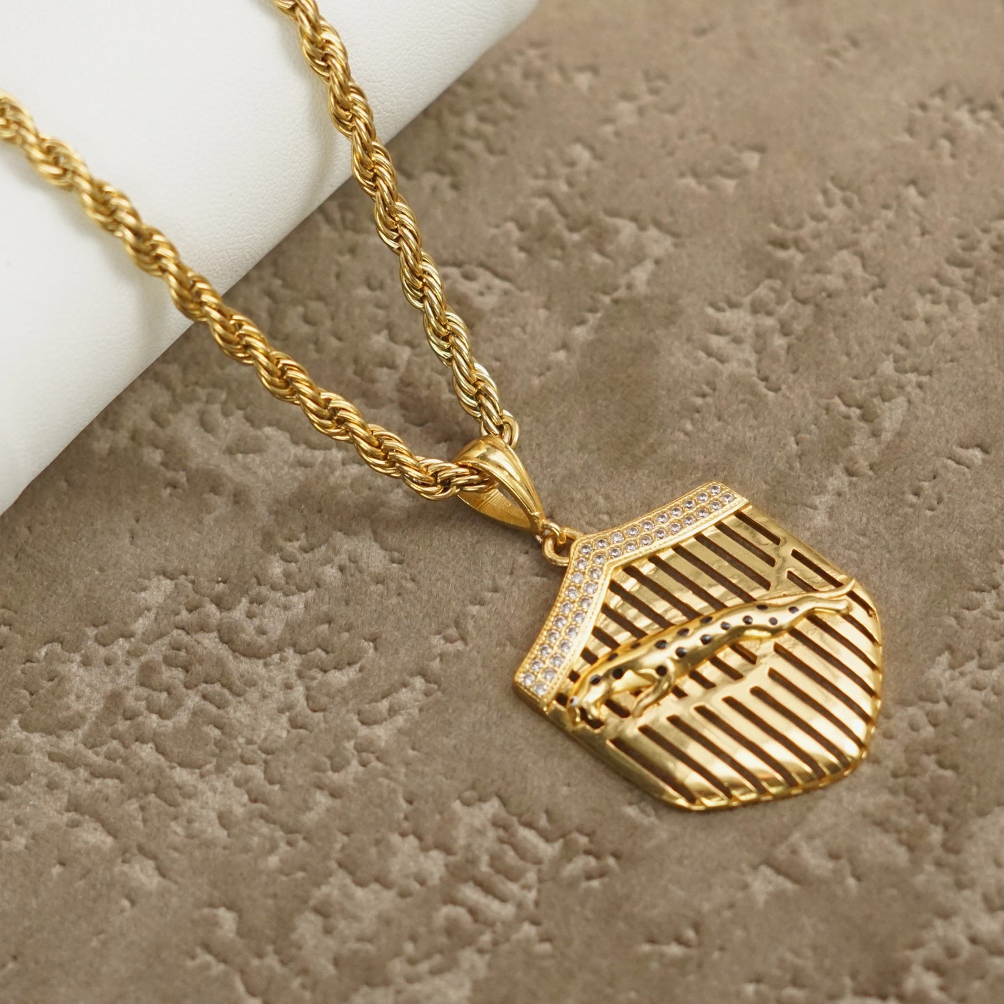 BOLD JAGUAR PREMIUM GOLD PLATED PENDANT