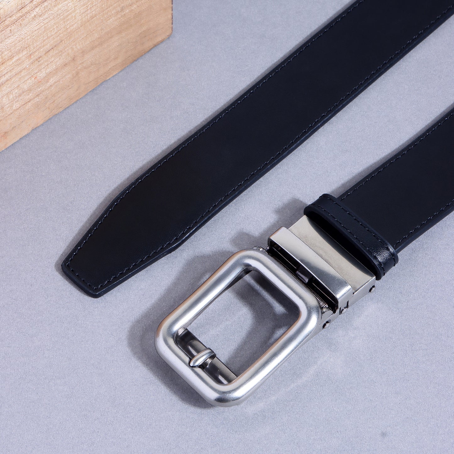 HARLEY GENUINE LEATHER REVERSIBLE AUTO LOCK BELT