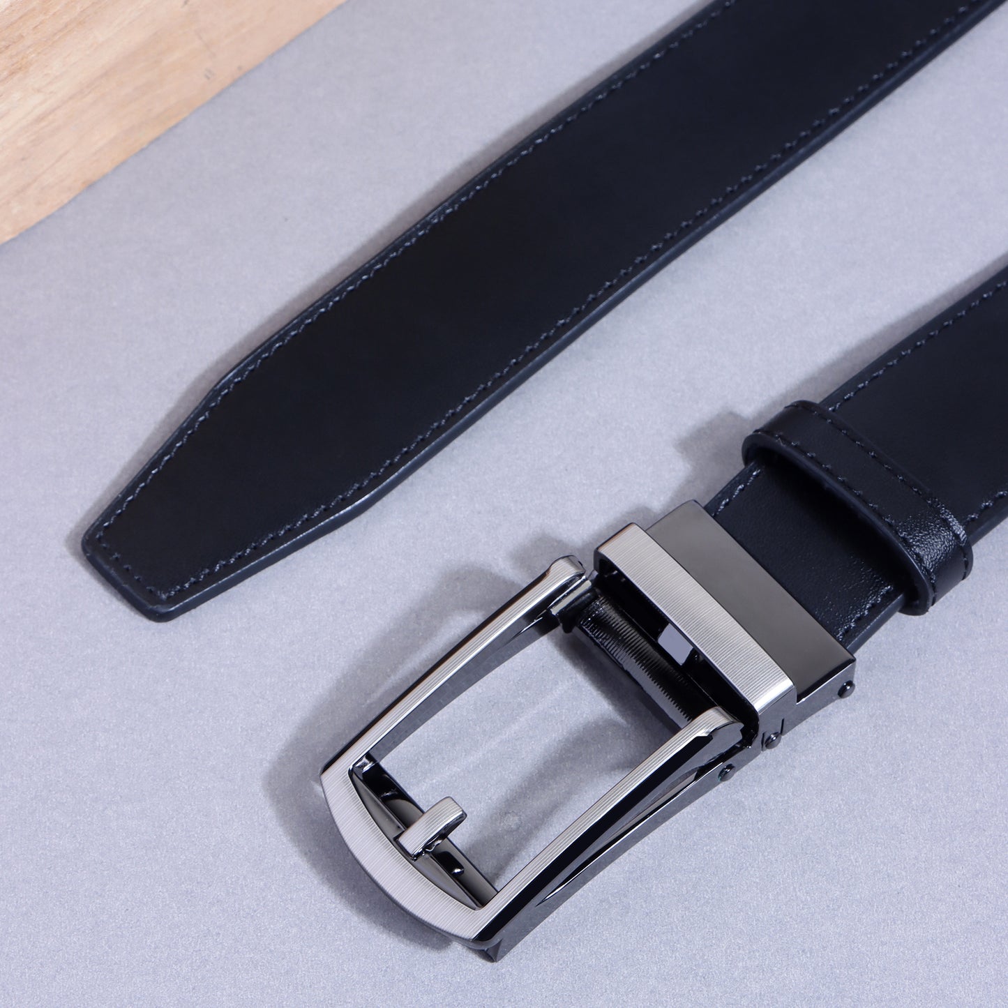 RAGNAR GENUINE LEATHER REVERSIBLE AUTO LOCK BELT