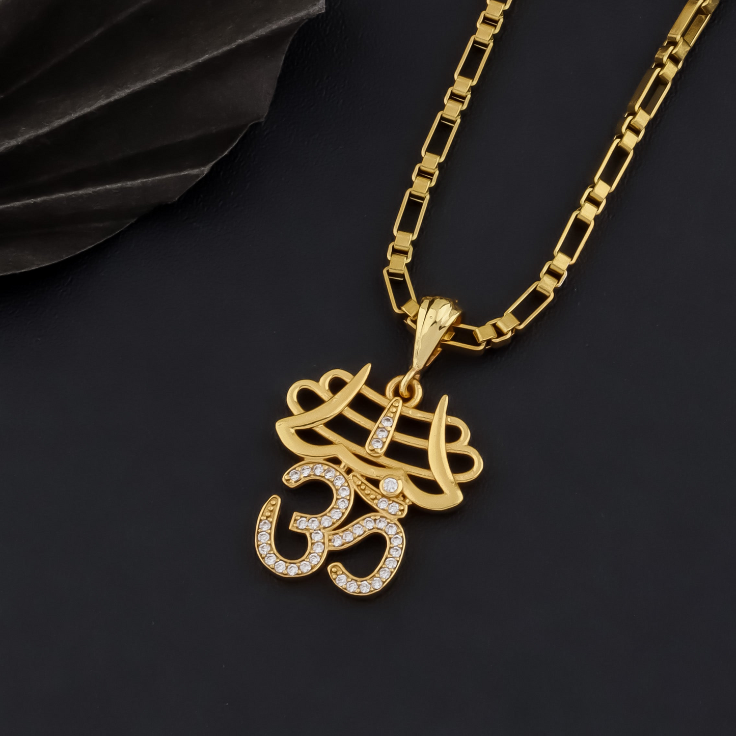 OMKAR MEN’S ATTRACTIVE TREND GOLD PENDANT (CHAIN-24 INCH)