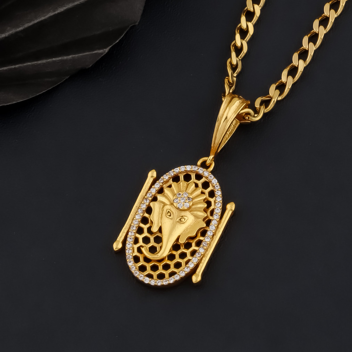 Vighnaharta Men’s Gold Chain Pendant (Chain-24 Inch)