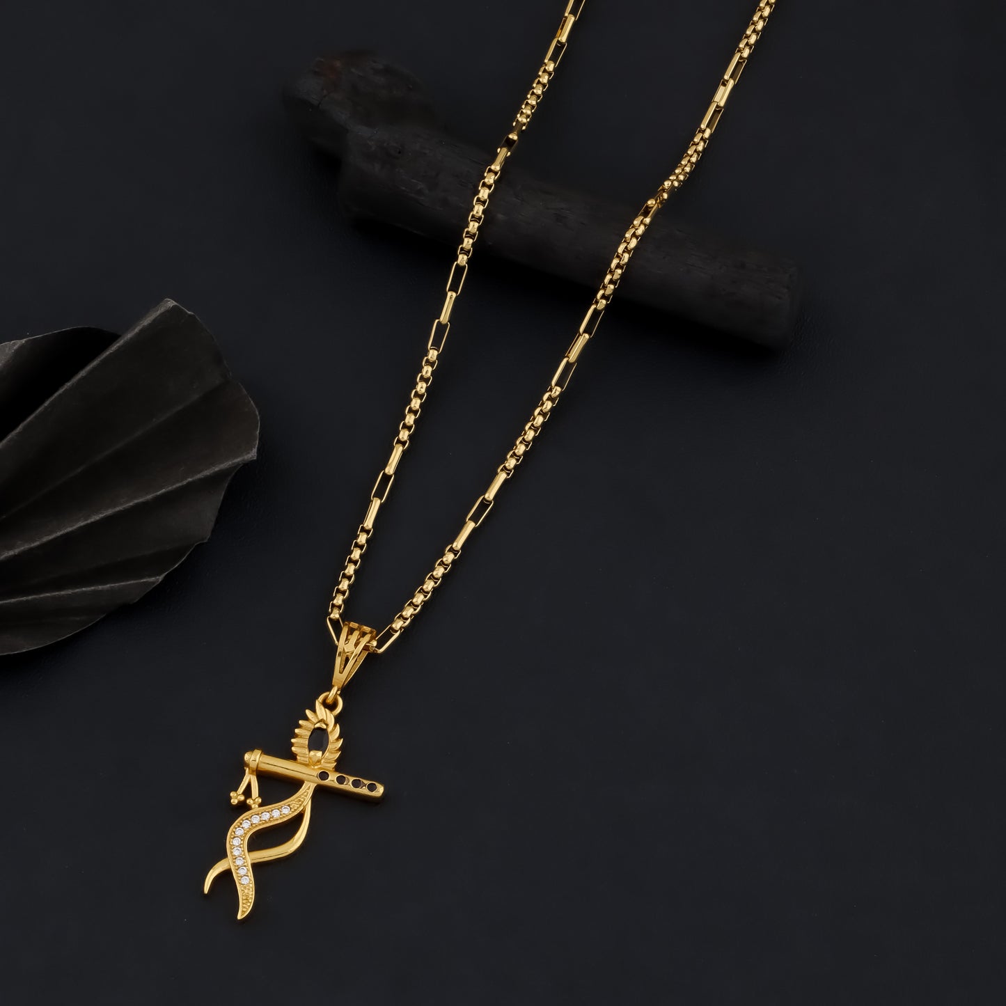 Krishna Men’s Stylish Gold Pendant With Chain (Chain-24 Inch)