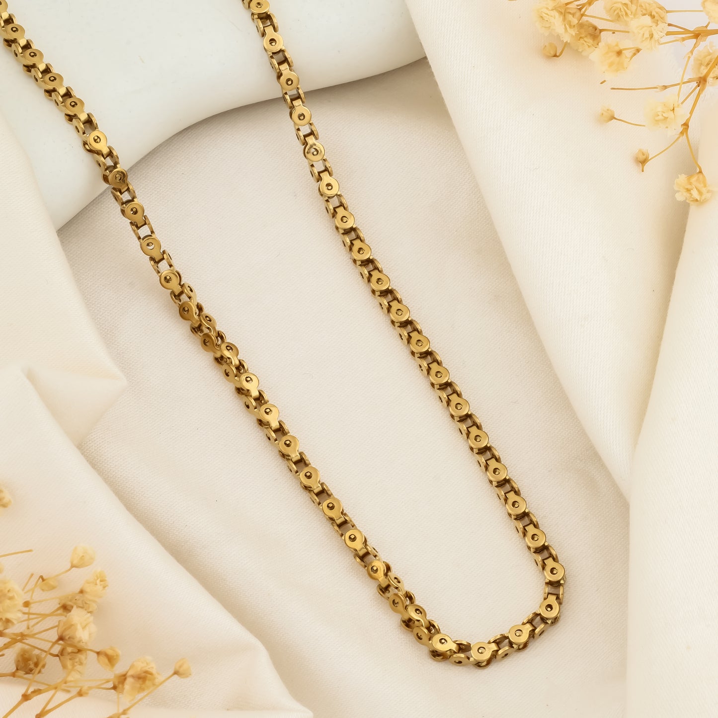 LOGAN MEN'S GOLD CHAIN