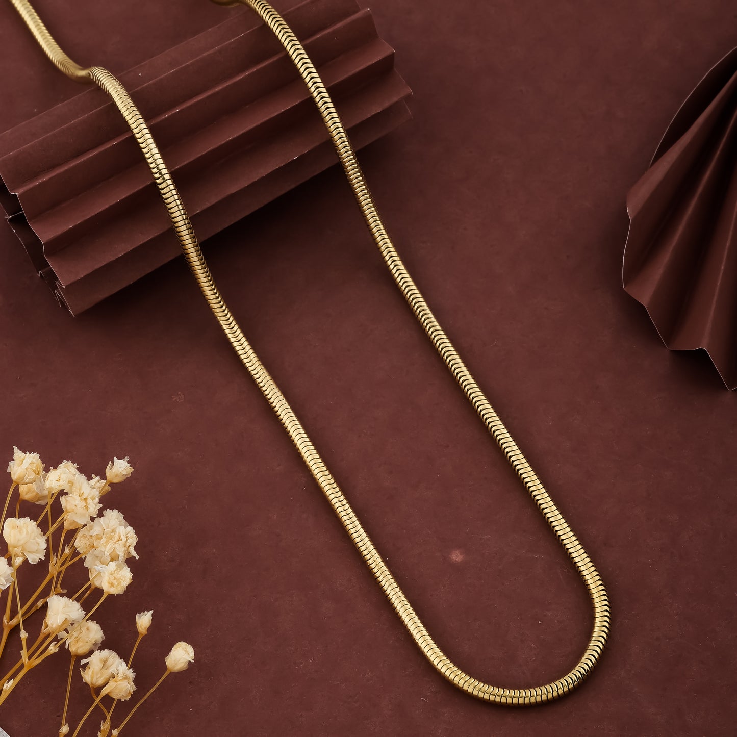 Men’s Unique Style Gold Round Snake Chain (Chain-24 Inch / 4 Mm)