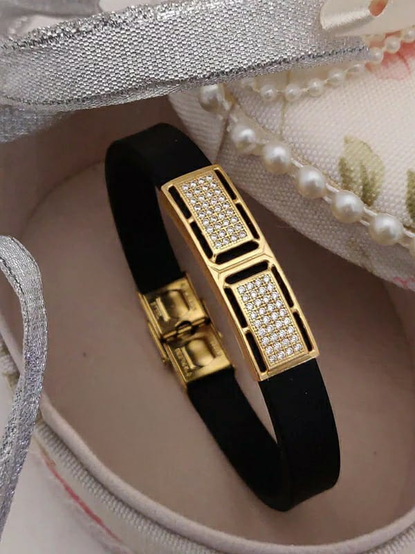CRYPTO DIMOND GOLD PLATED SILICONE BRACELET