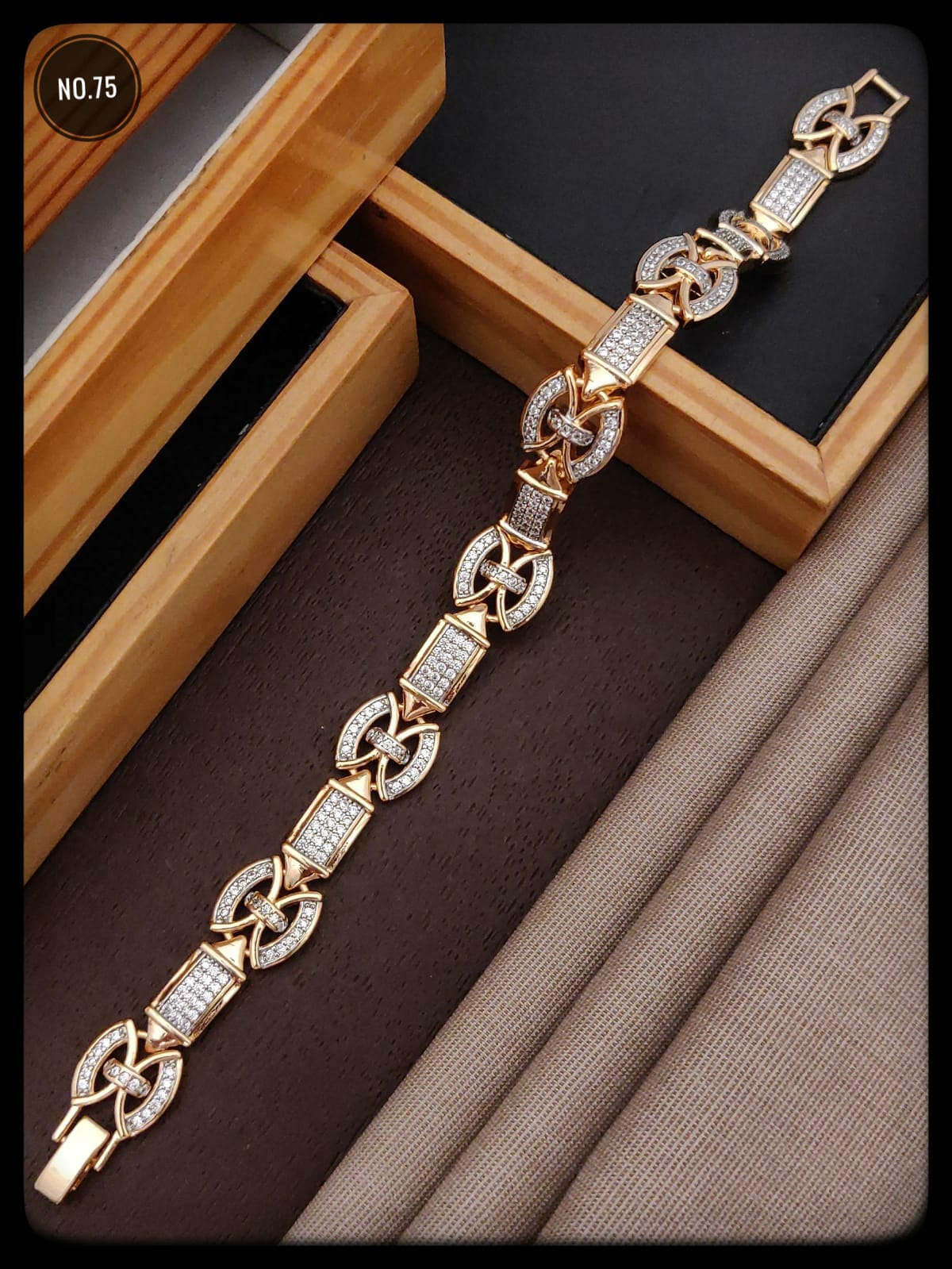 Roger Gold and Silver Loose Bracelet