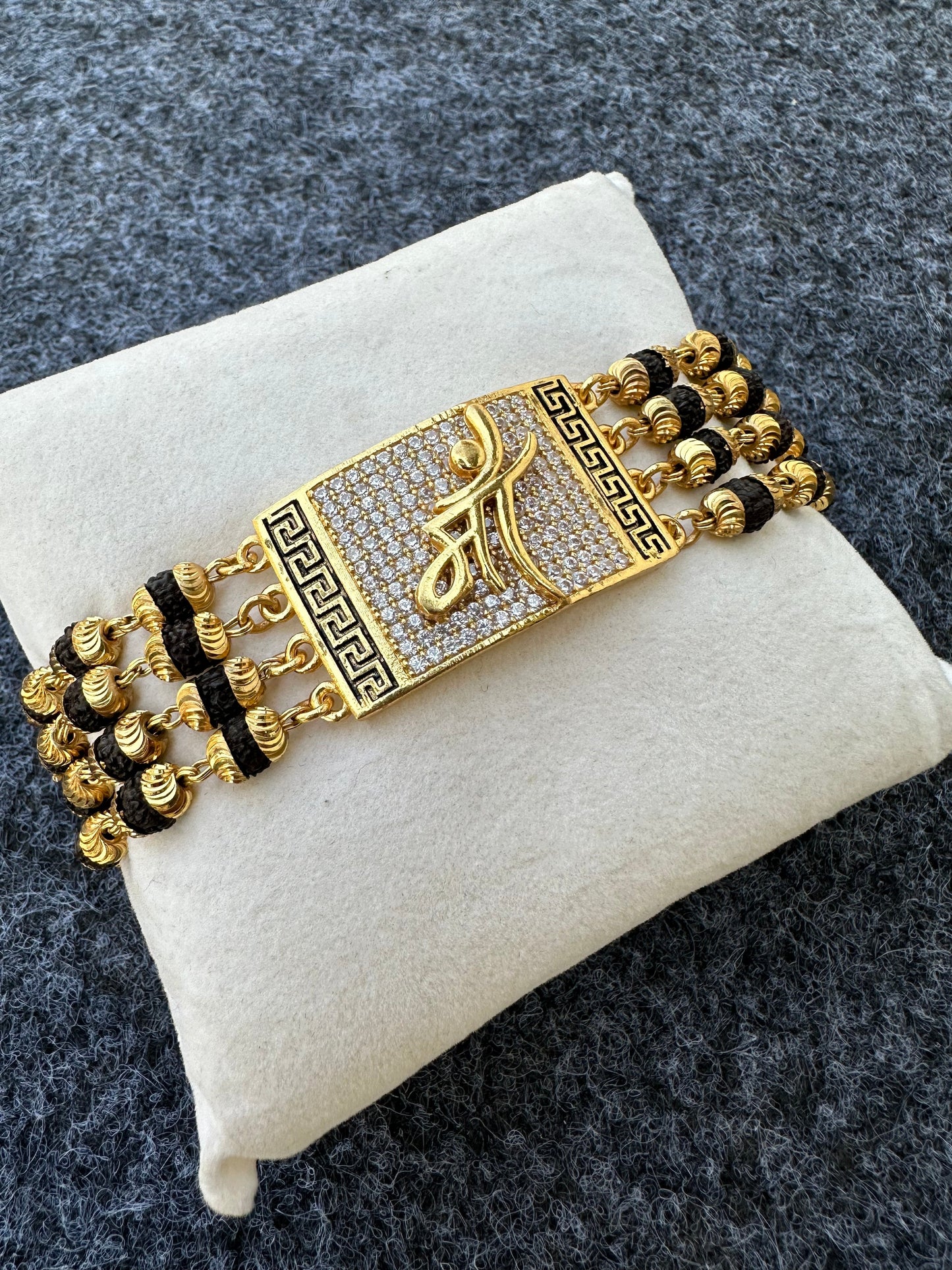MAA DIAMOND GOLD PREMIUM RUDRAKSHA BRACELET