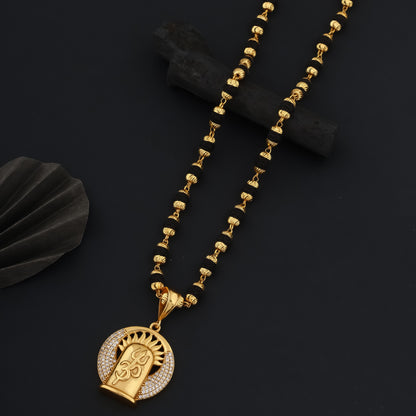 Suntriom Dimond Pendant With Rudraksha Mala
