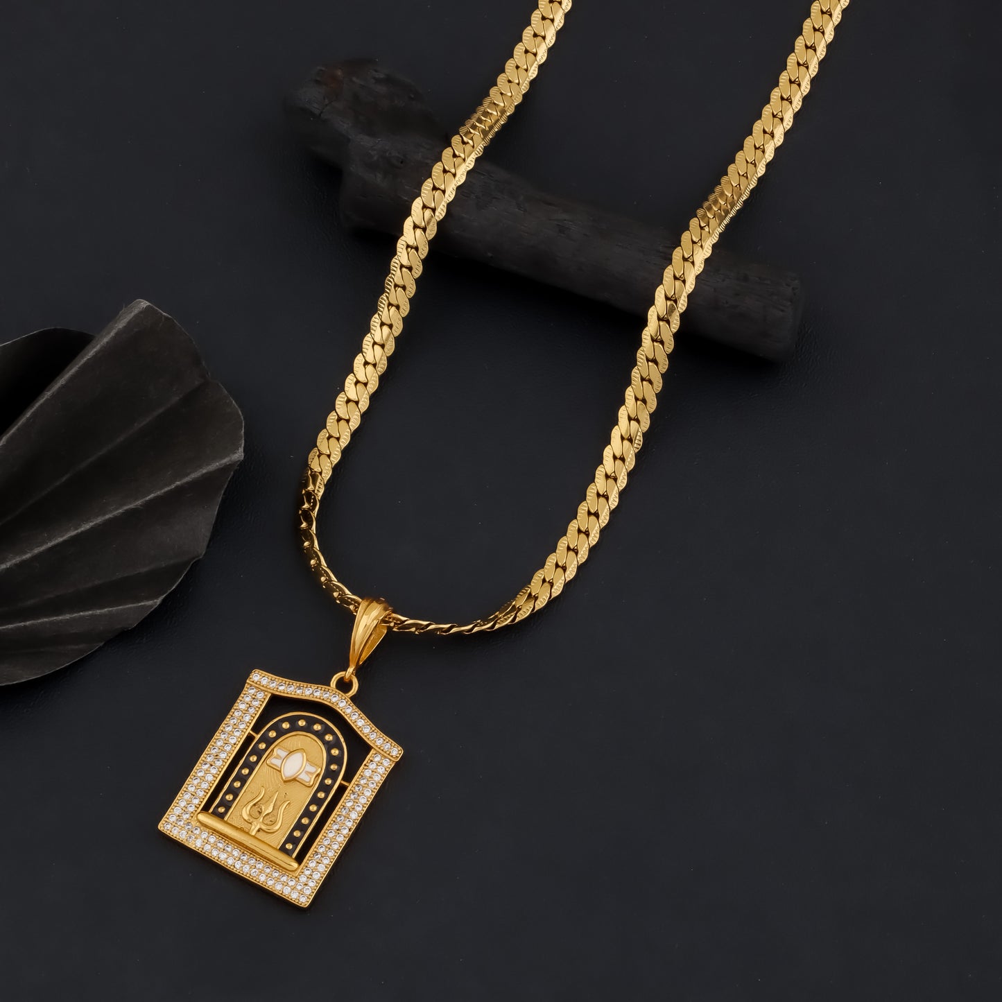 Rudra Men’s Exclusive Gold Chain Pendant (Chain-24 Inch)