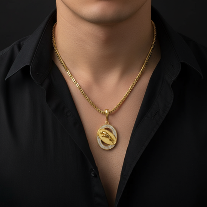 Oval Jaguar Men’s Cool Gold Chain Pendant Design (Chain-24 Inch)