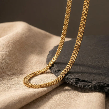 Apex Premium Look Gold Chain (22″ / 8 mm) – Durable Fashion Wear