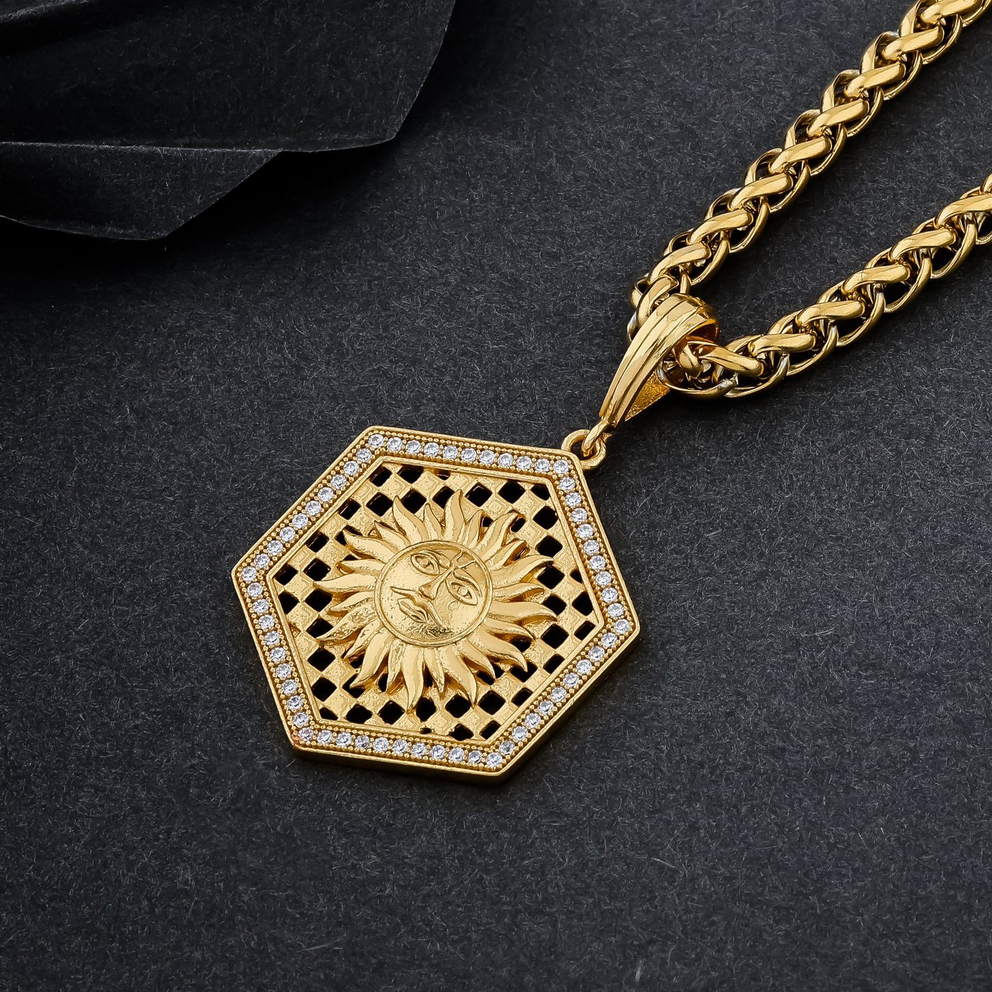 Sun Pendant With Men's Chain (Chain-22 inch / 5 MM)