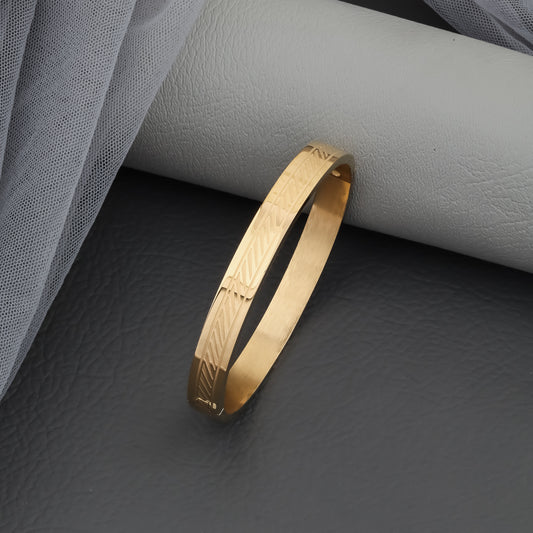 JACK GOLD KADA BRACELET