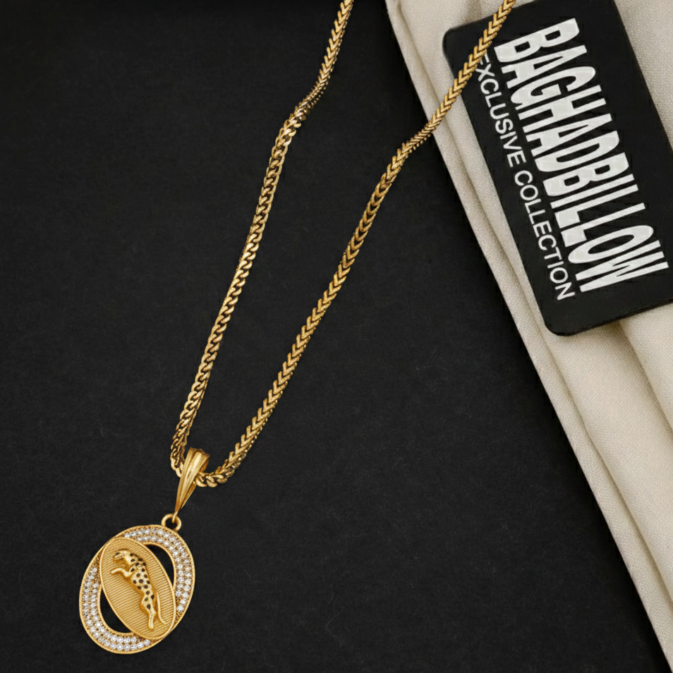 Oval Jaguar Men’s Cool Gold Chain Pendant Design (Chain-24 Inch)