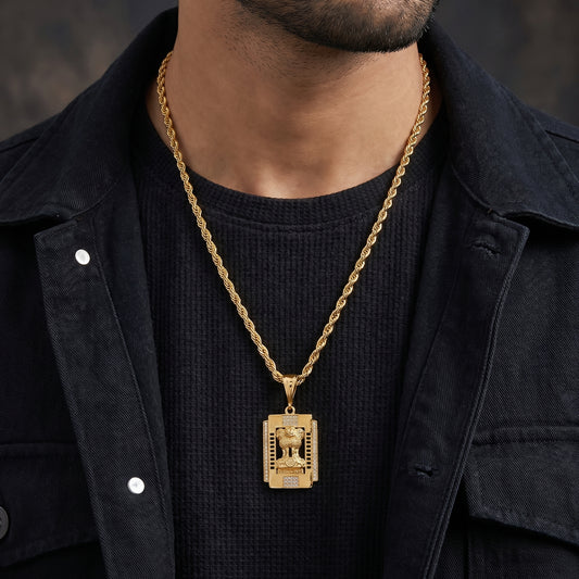 Ashoka Dimond Pendant With Gold Chain