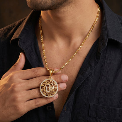 Round Aum Dimond Pendant With Gold Chain