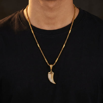 Lion Nail Dimond Pendant With Gold Chain
